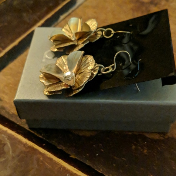 NWOT Drop earrings - Picture 5 of 5